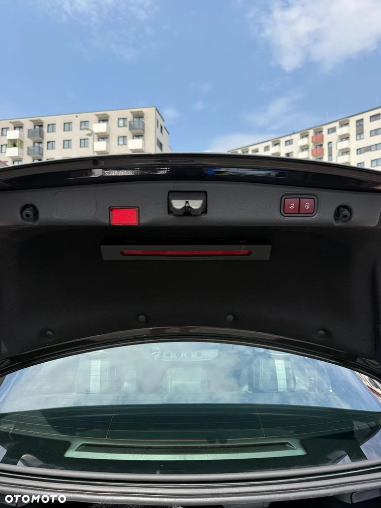 Mercedes-Benz Klasa E 300 d 4-Matic Avantgarde - 15