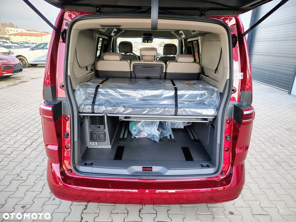 Volkswagen california Nowa California Beach silnik: 2,0 l TSI OPF 204 KM / skrzynia biegów: 7-biegowa DSG rozstaw osi: 3124 mm - 10