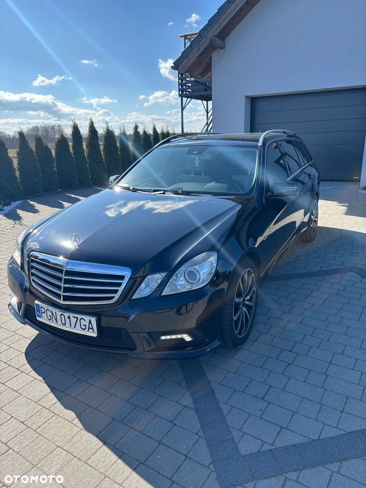Mercedes-Benz Klasa E 350 CDI DPF BlueEFFICIENCY 7G-TRONIC Avantgarde - 3