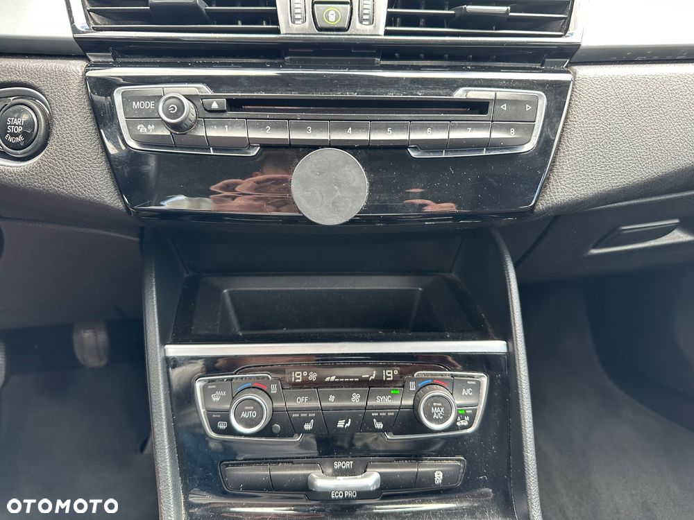 BMW Seria 2 218d Luxury Line - 14