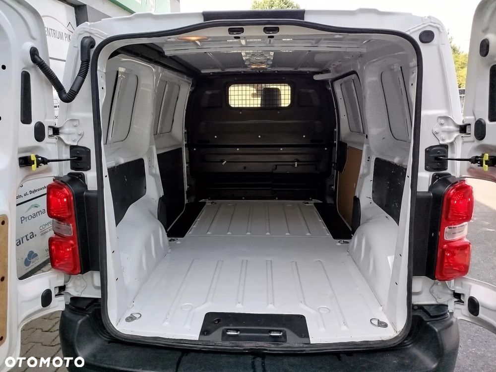 Toyota PROACE - 10