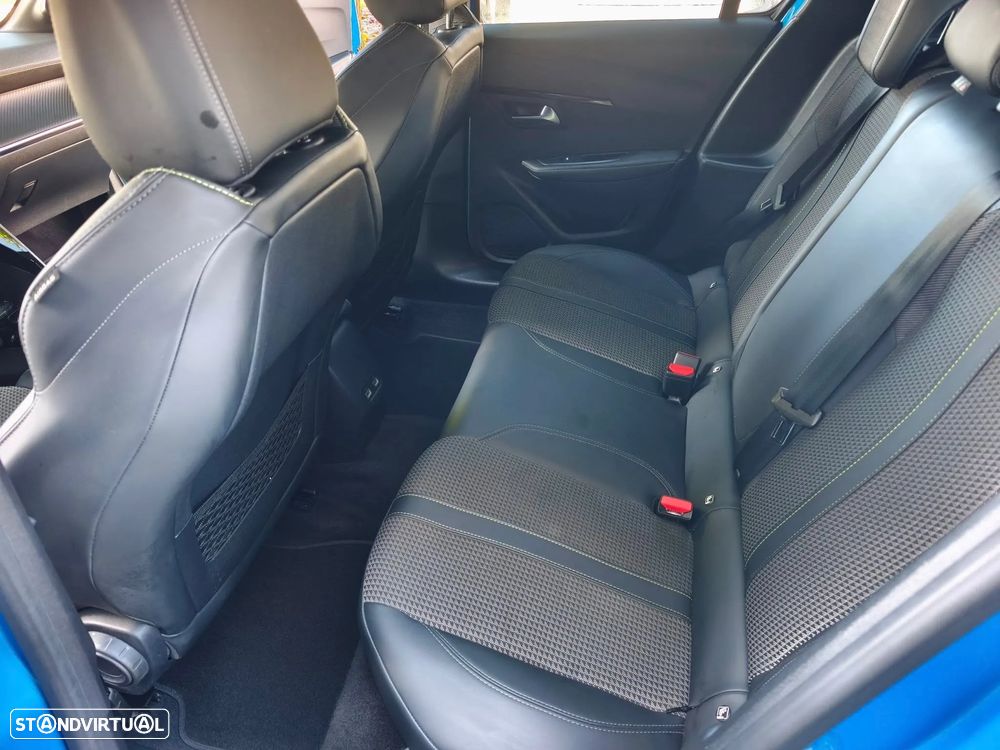 Peugeot e-208 50 kWh GT Pack - 11