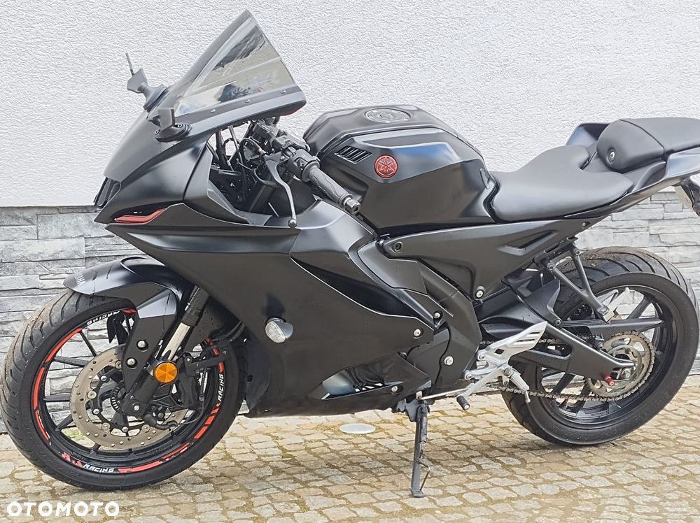 Yamaha YZF - 5