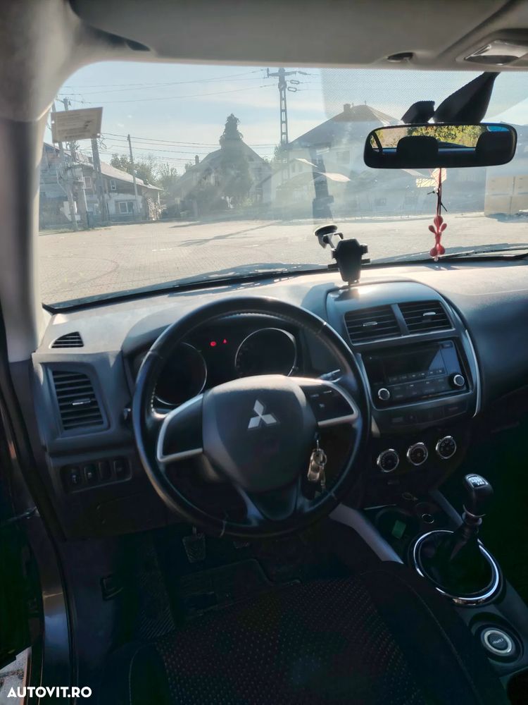 Mitsubishi ASX - 6