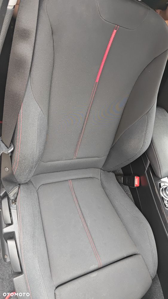 BMW Seria 1 114i Sport Line - 33