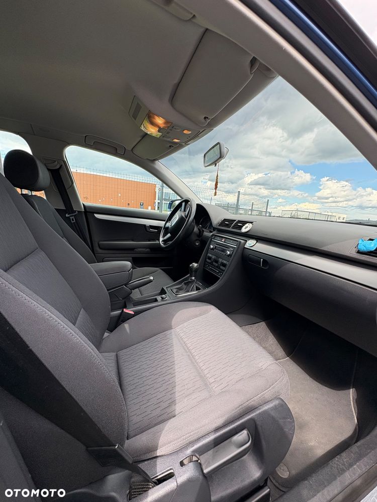 Audi A4 Limousine 1.6 - 8