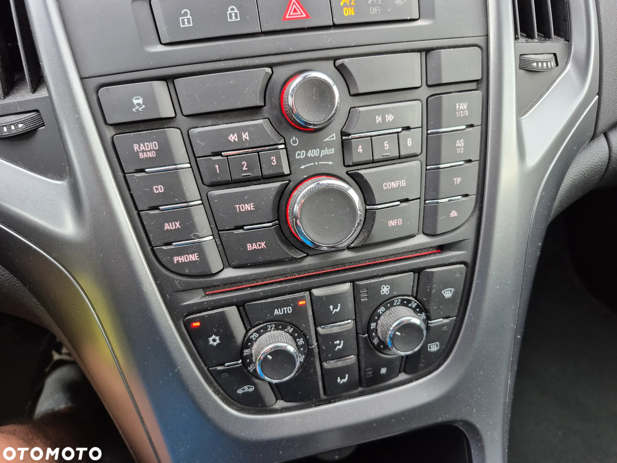 Opel Astra 1.4 Turbo Edition - 30