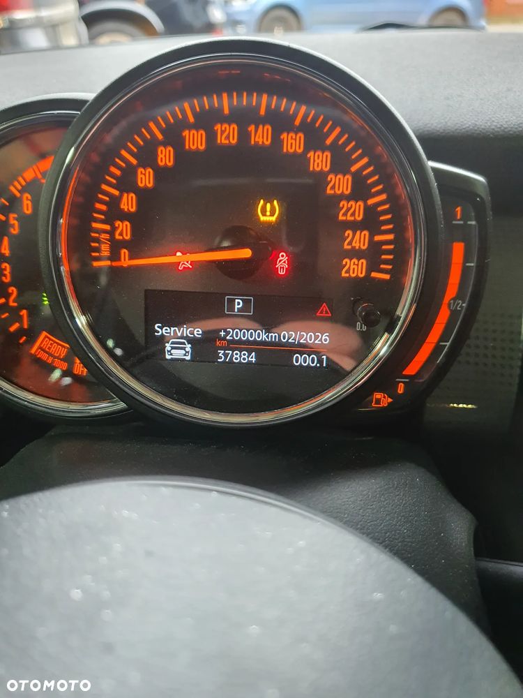 MINI Cooper Standard - 9