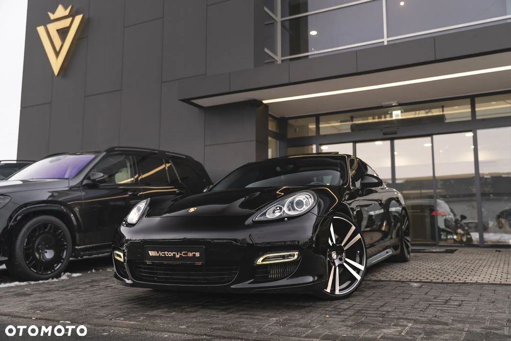 Porsche Panamera Turbo PDK - 2