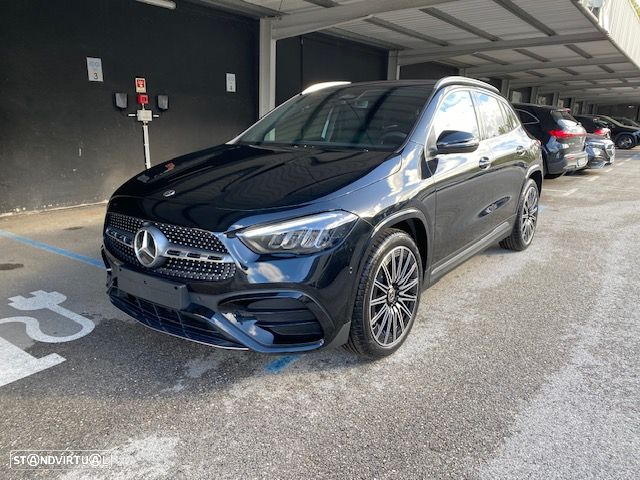 Mercedes-Benz GLA 180 d AMG Line - 2