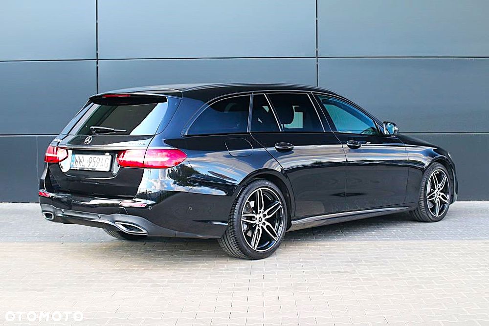 Mercedes-Benz Klasa E 220 d 4-Matic 9G-TRONIC - 5