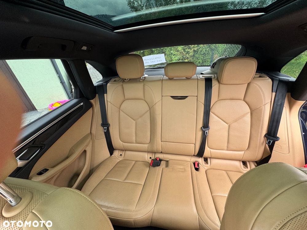 Porsche Macan Standard - 14