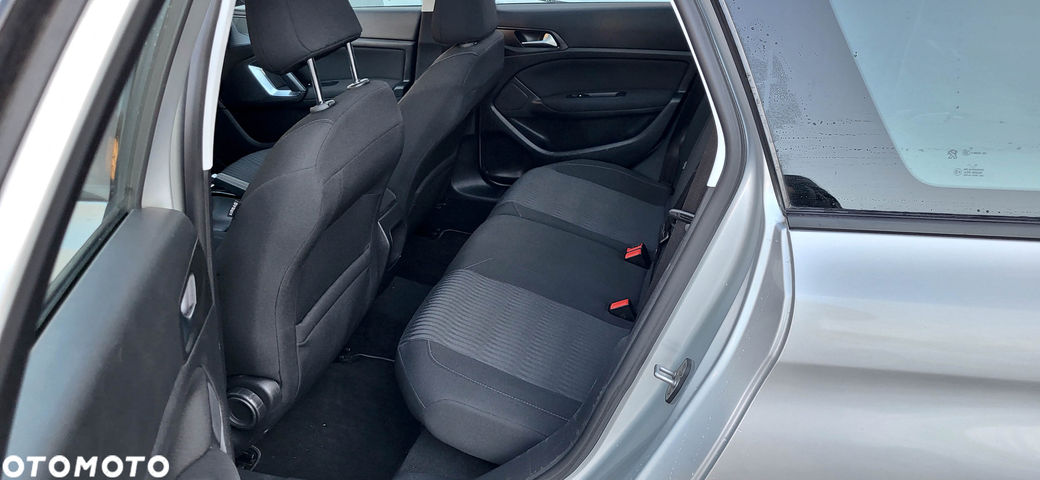 Peugeot 308 1.6 BlueHDi Business Line S&S - 21