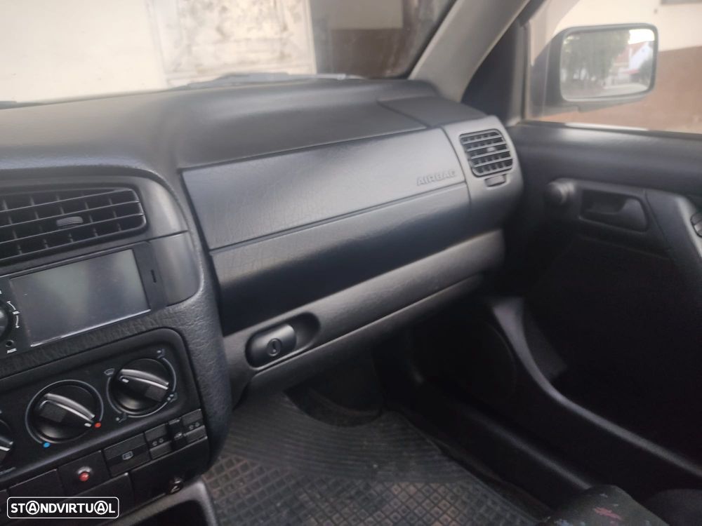 VW Golf 1.9 TDi GT - 2