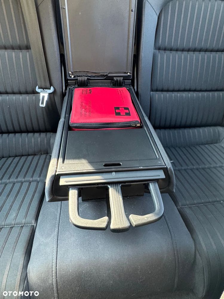 Audi A4 Avant 2.0 TDI DPF - 21