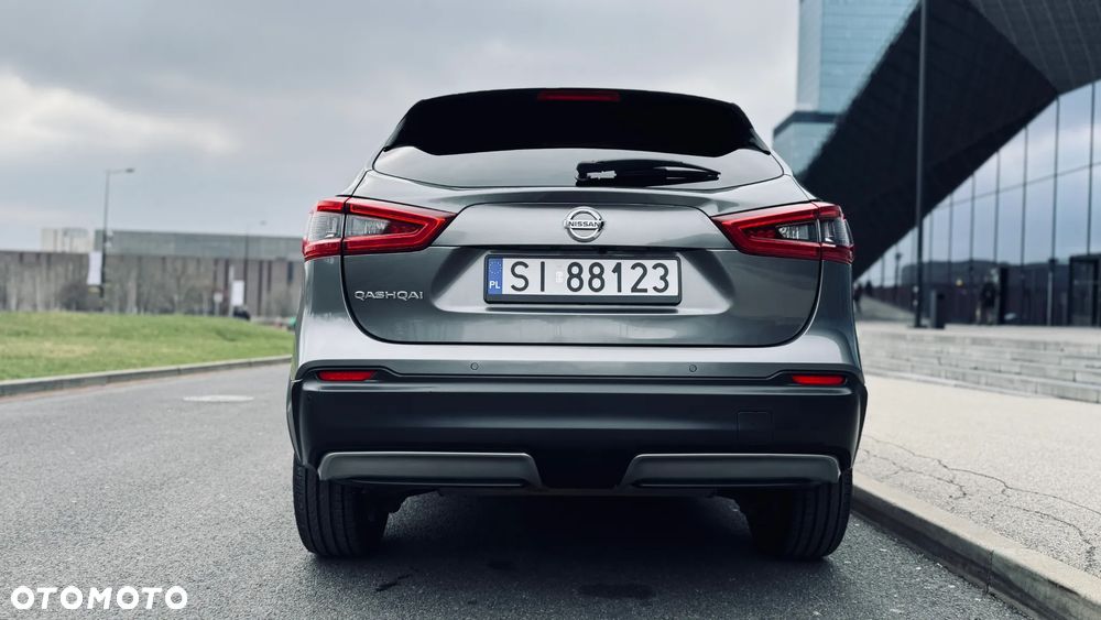 Nissan Qashqai 1.3 DIG-T N-Connecta DCT - 9