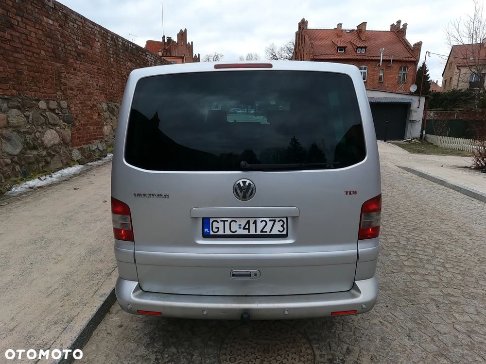 Volkswagen Multivan L1 - 11