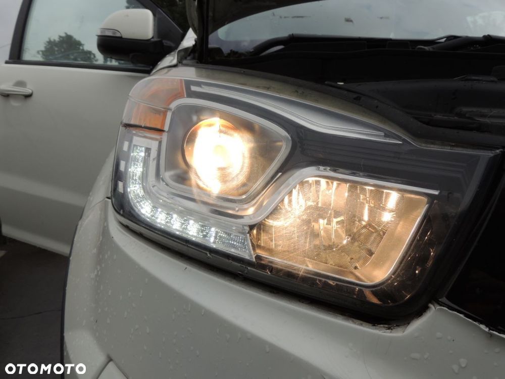 Lampa przód prawa SsangYong Korando III lift 15 GB - 1