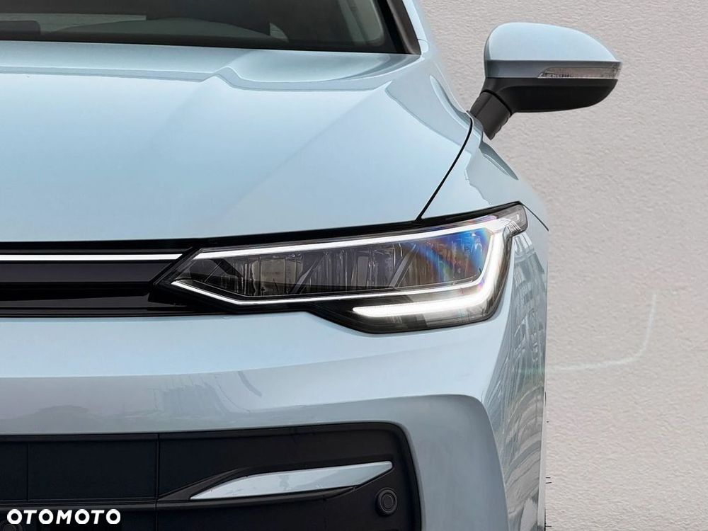 Volkswagen Golf 1.5 TSI Special Edition - 40