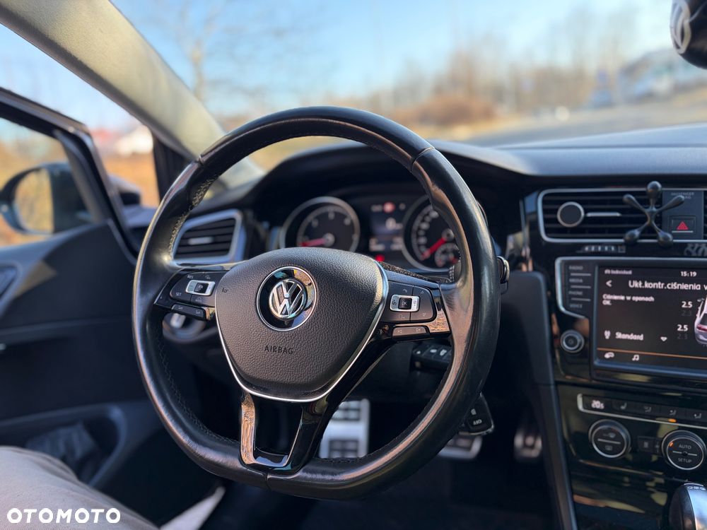 Volkswagen Golf 2.0 TDI SCR DSG Highline - 10