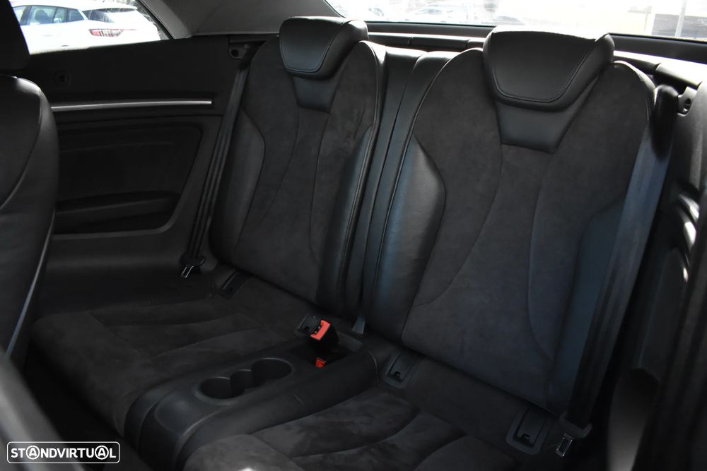 Audi A3 Cabrio 2.0 TDi S-line - 50