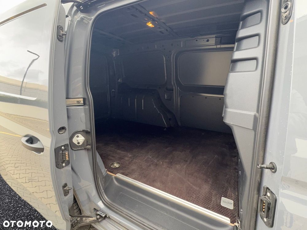 Volkswagen Caddy 2.0 TDI /102 KM Cargo - 16
