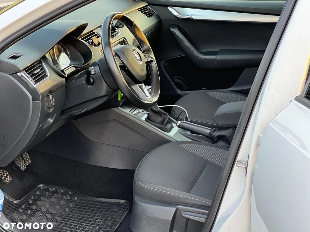 Skoda Octavia 1.4 TSI Ambition - 10