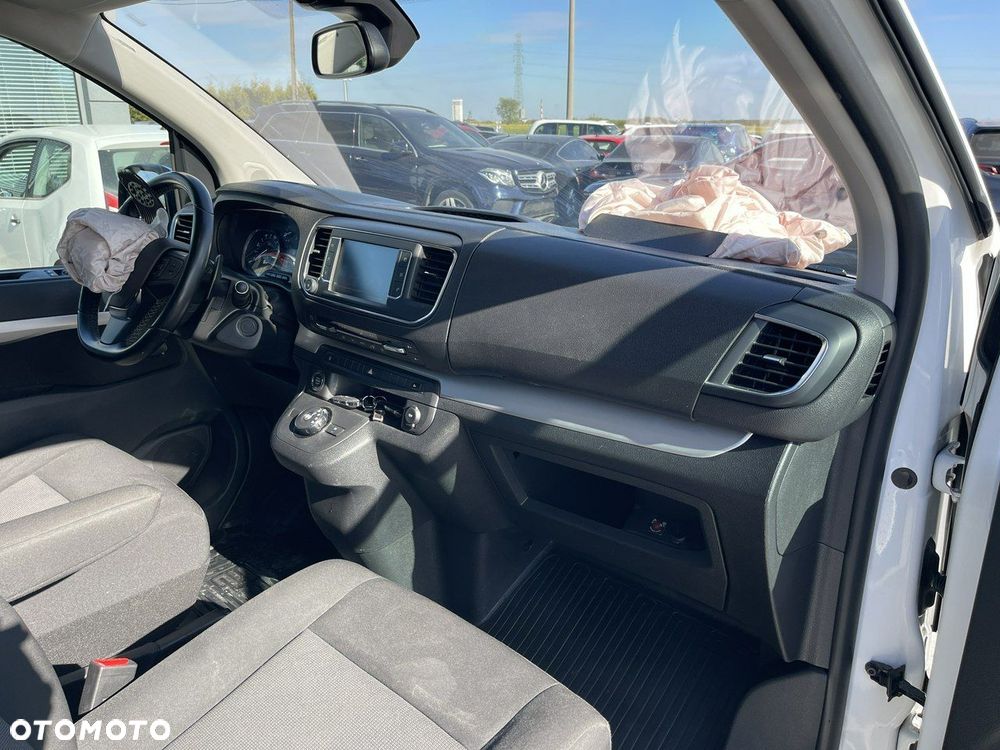 Toyota Proace Verso 2,0-l-D-4D L2 (8-Si.) Autm Family Comfort - 8