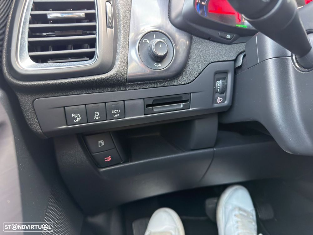 Citroën DS5 2.0 HDi Hybrid4 Sport Chic CMP6 - 32