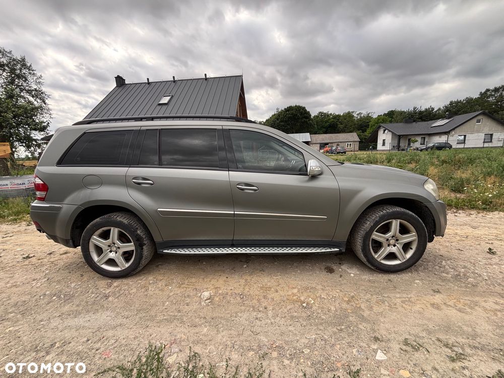 Mercedes-Benz GL - 5
