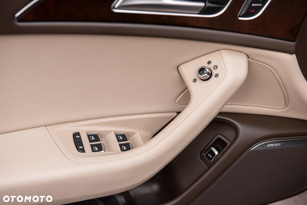 Audi A6 Avant 3.0 TDI quattro tiptronic - 18