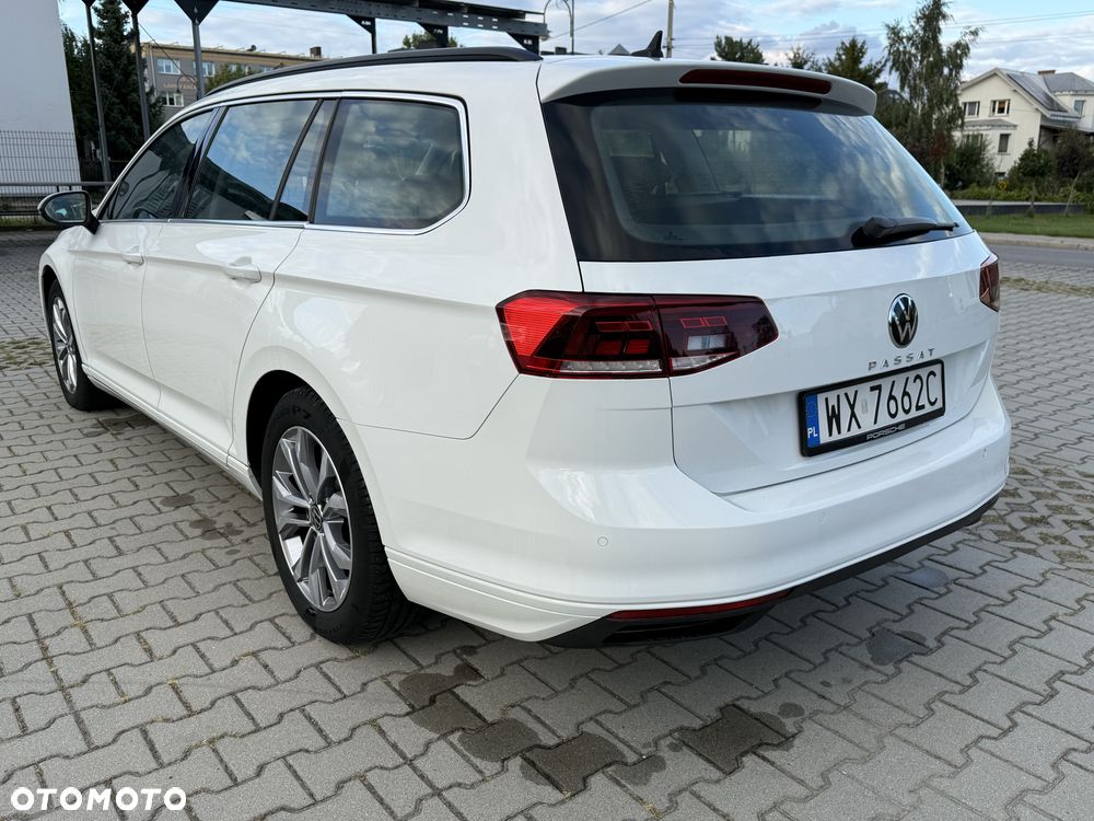 Volkswagen Passat - 5