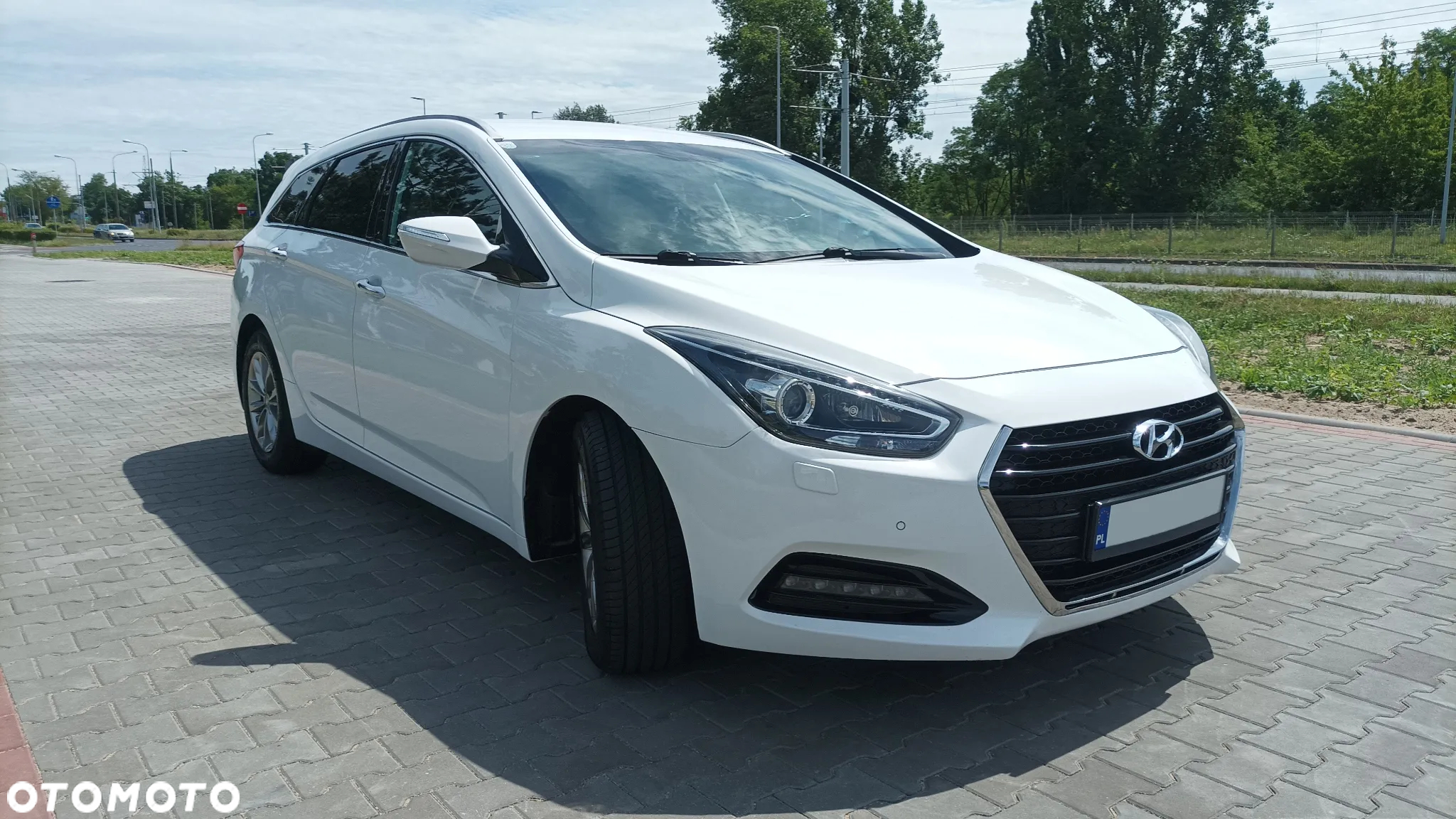 Hyundai i40 1.7 CRDi Comfort DCT - 2