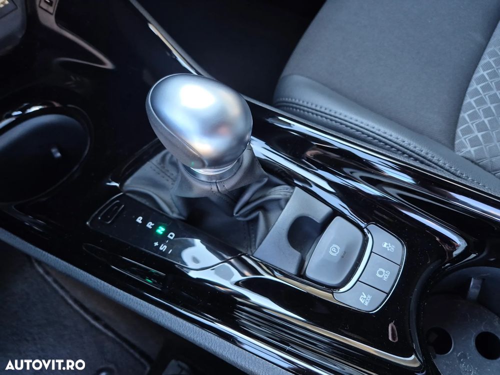 Toyota C-HR 2.0 HSD 184 CP 4x2 CVT Style - 25