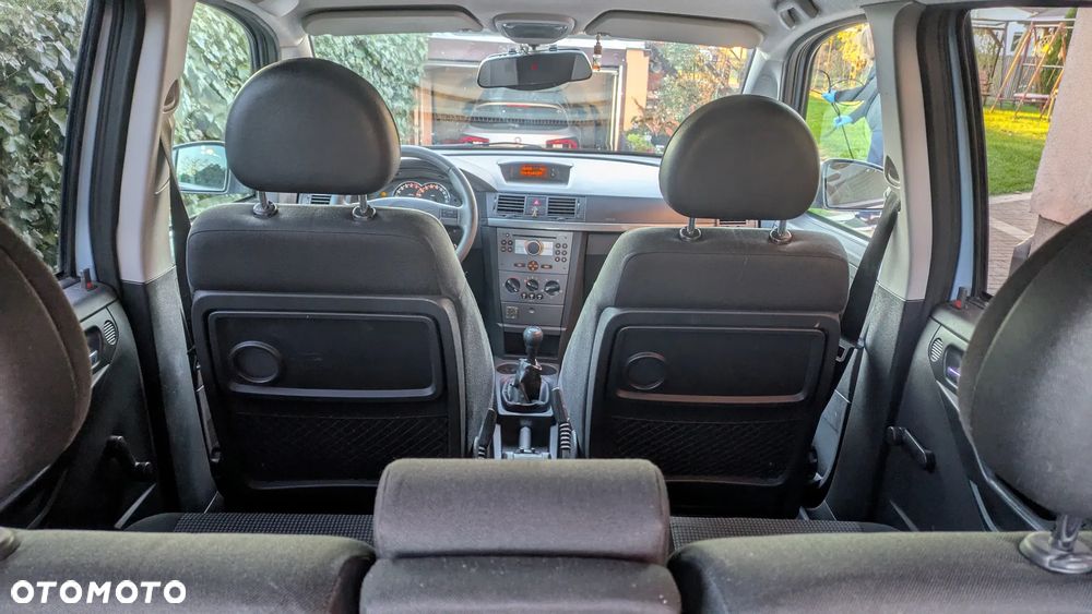 Opel Meriva - 11