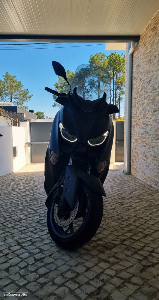 Yamaha X-Max - 1