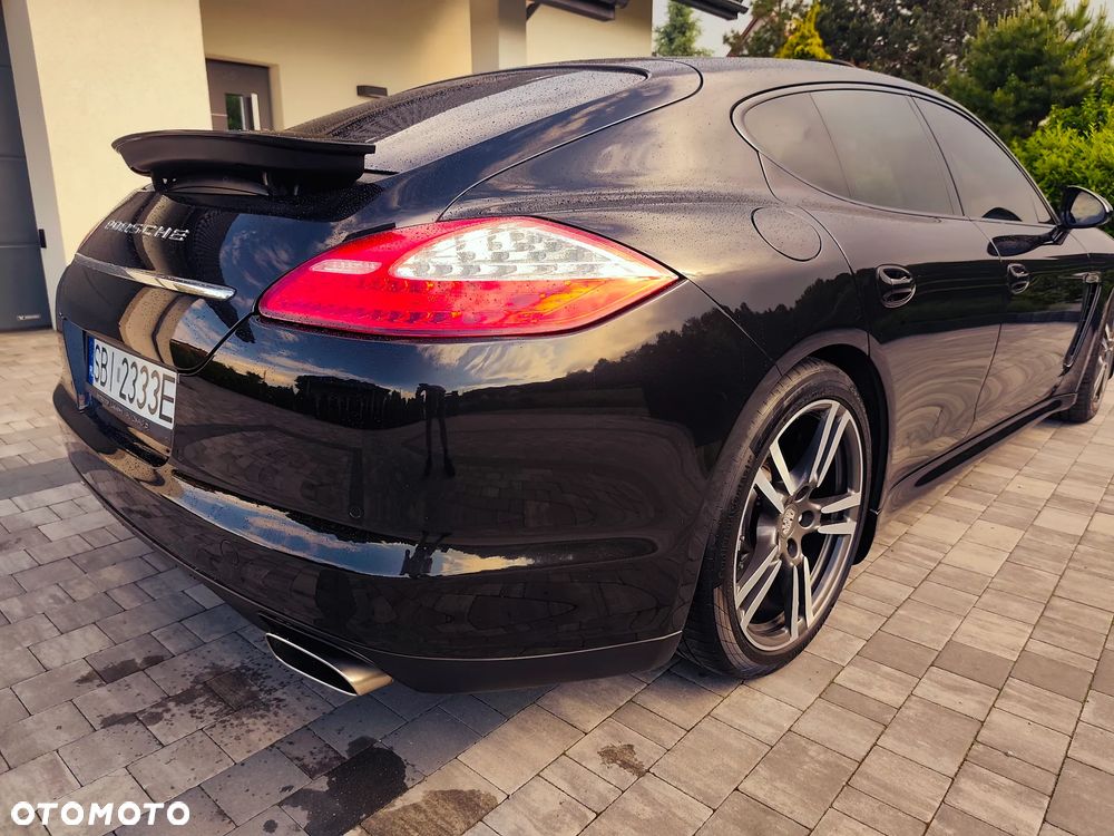 Porsche Panamera 4 PDK - 16