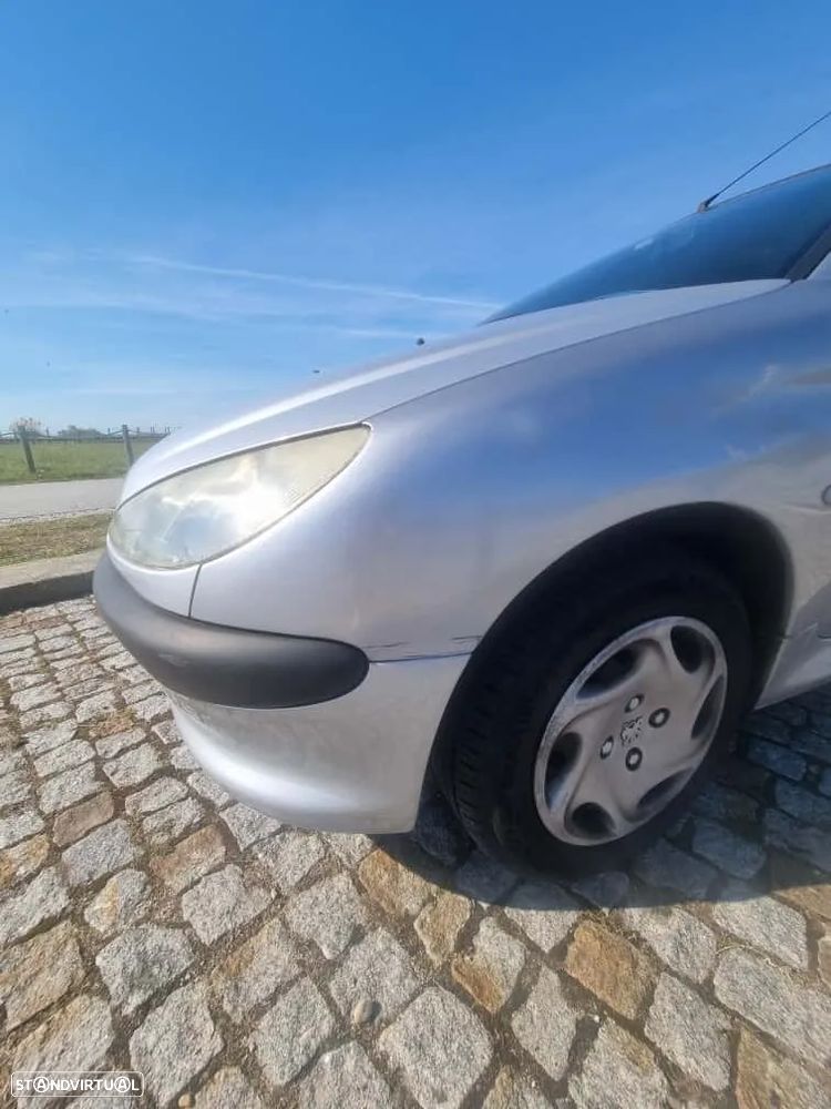 Peugeot 206 1.1 XR - 2