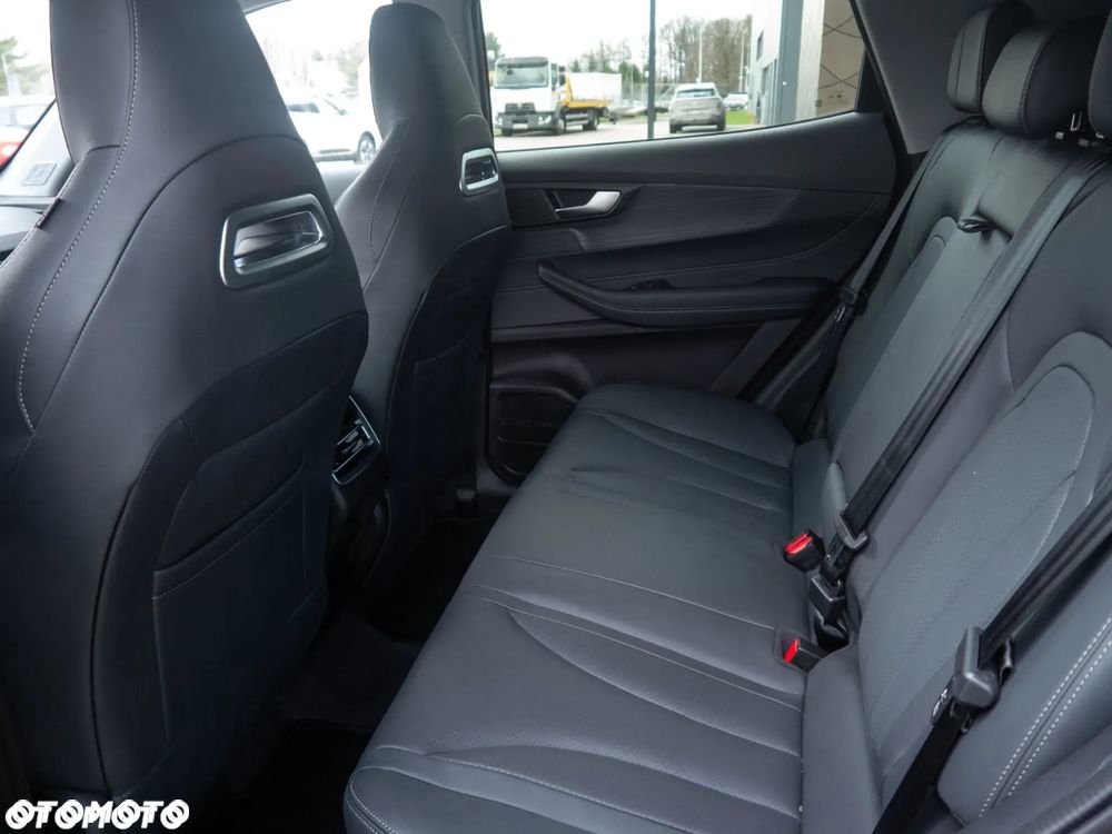 Chery Tiggo 4 1.5 GDI HEV Prestige DHT - 10
