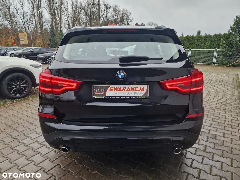 BMW X3 sDrive18d Advantage - 11