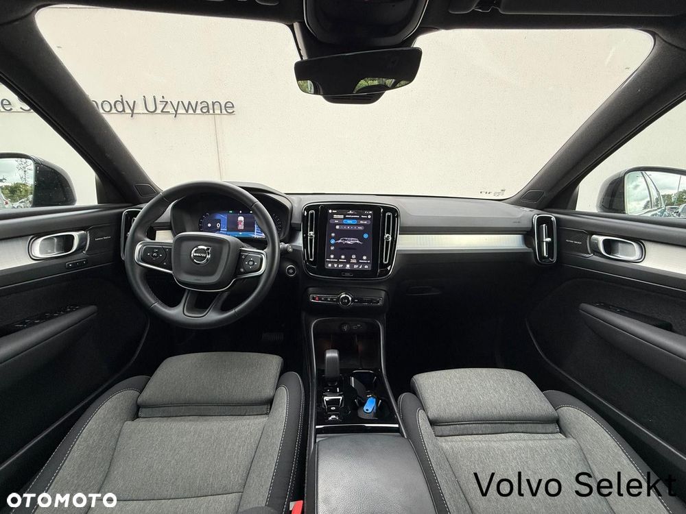 Volvo XC 40 - 26