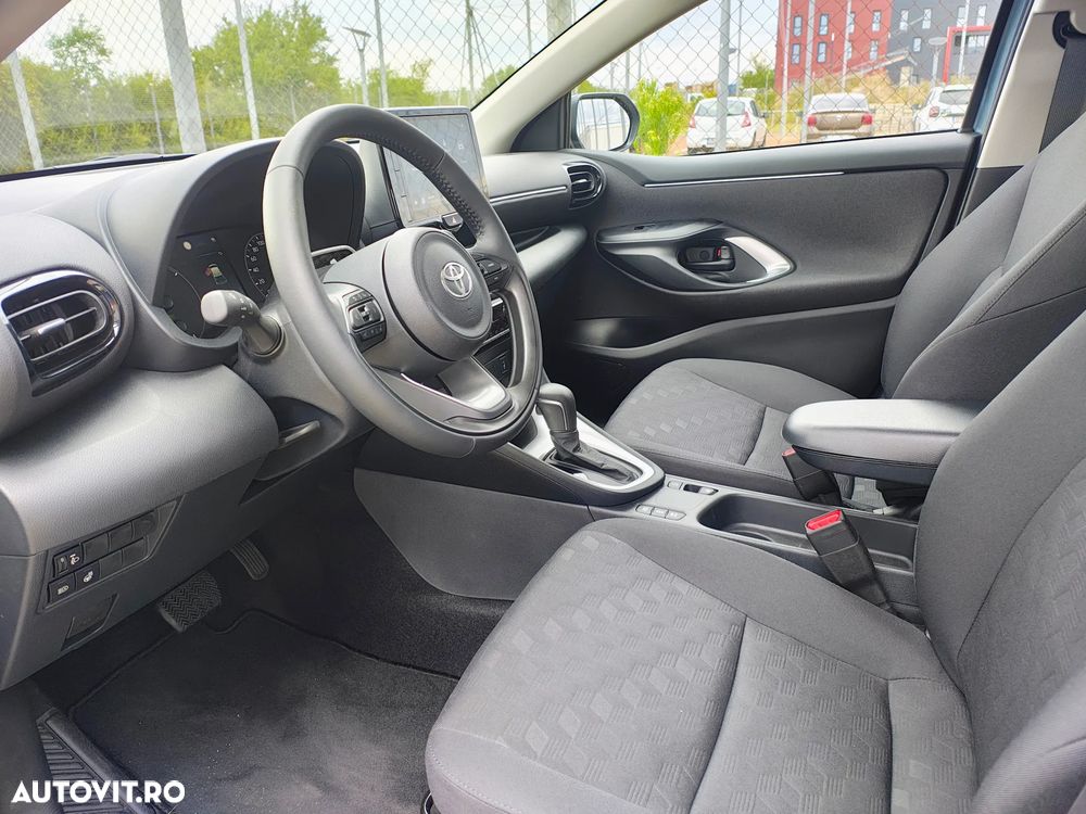 Toyota Yaris - 6