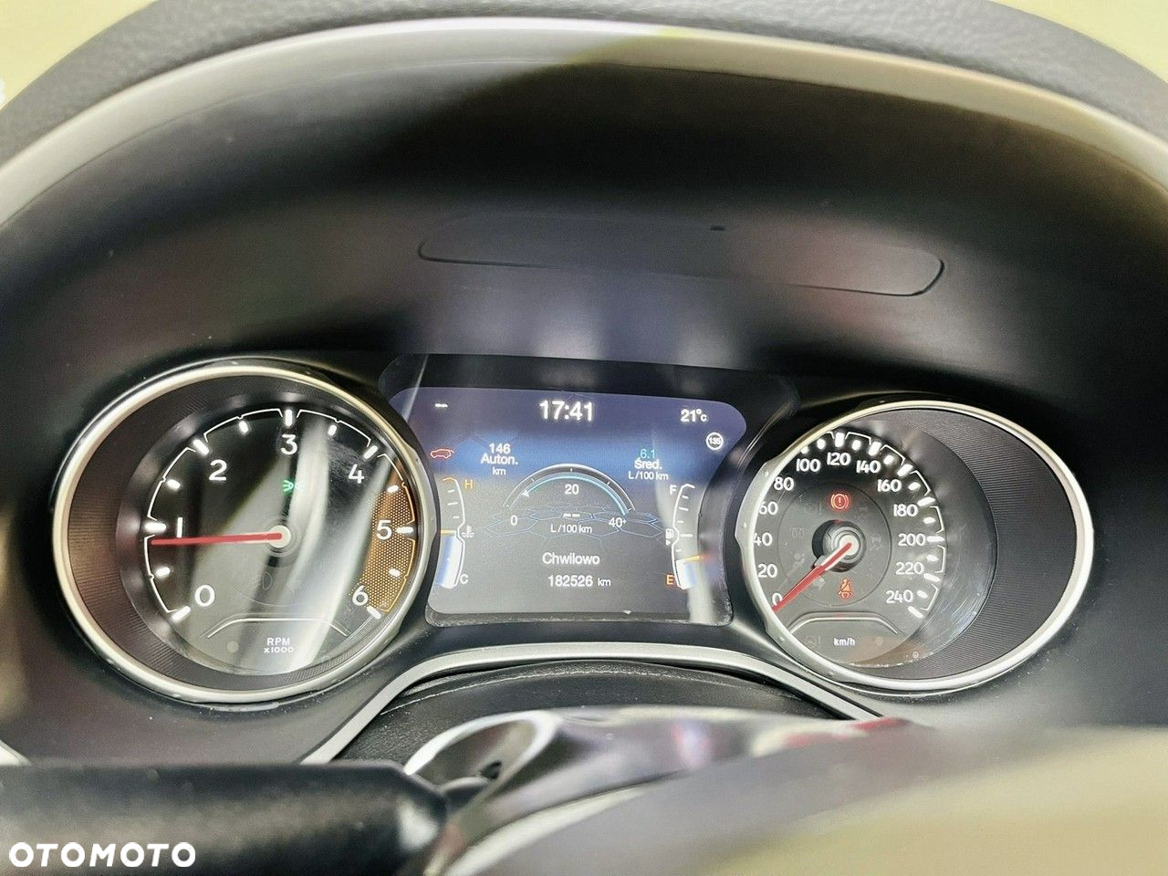 Jeep Compass 1.6 MJD Limited FWD S&S - 28