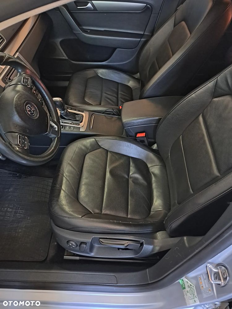 Volkswagen Passat 2.0 TDI Comfortline DSG - 19