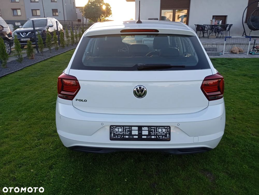 Volkswagen Polo - 11