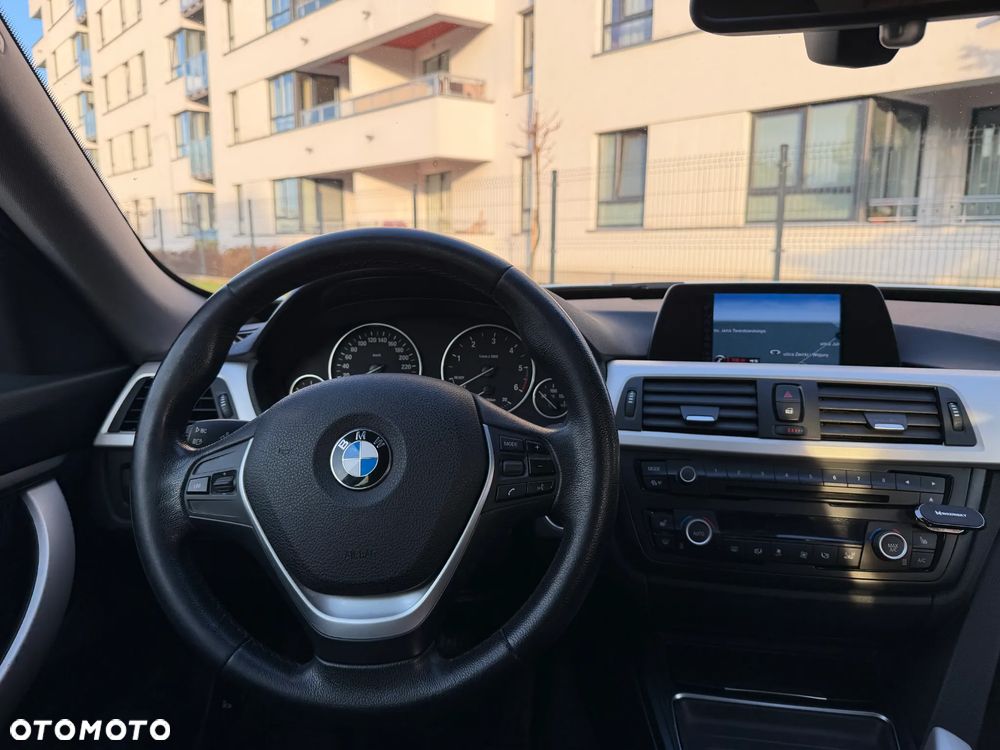 BMW 3GT 320d - 18