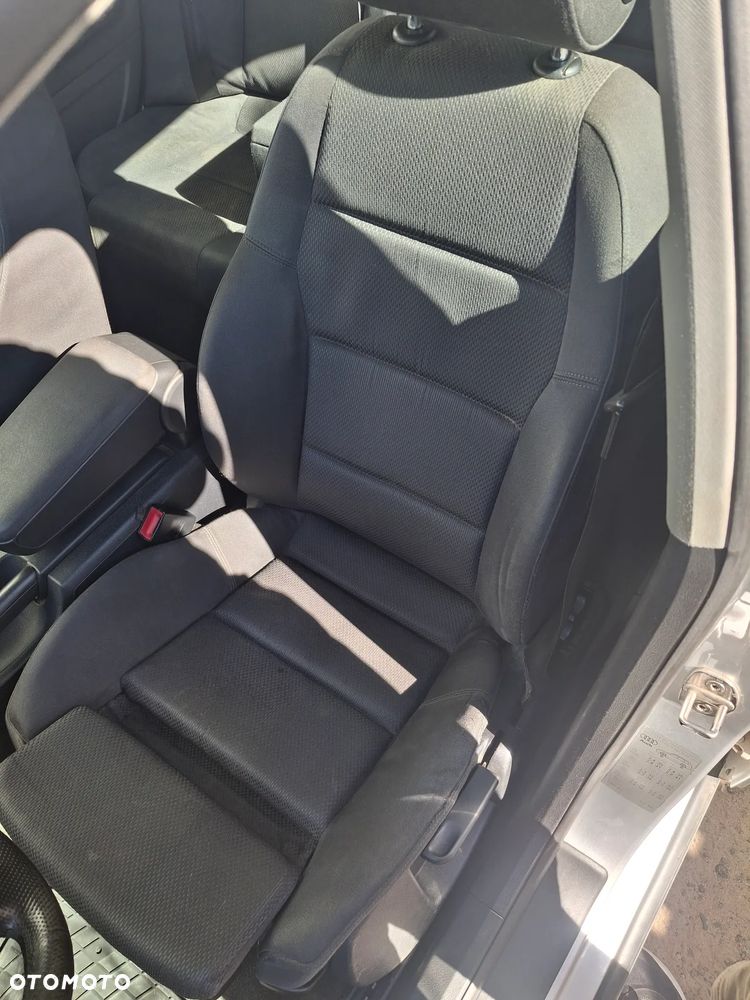 Audi A4 Avant 1.9 TDI - 8