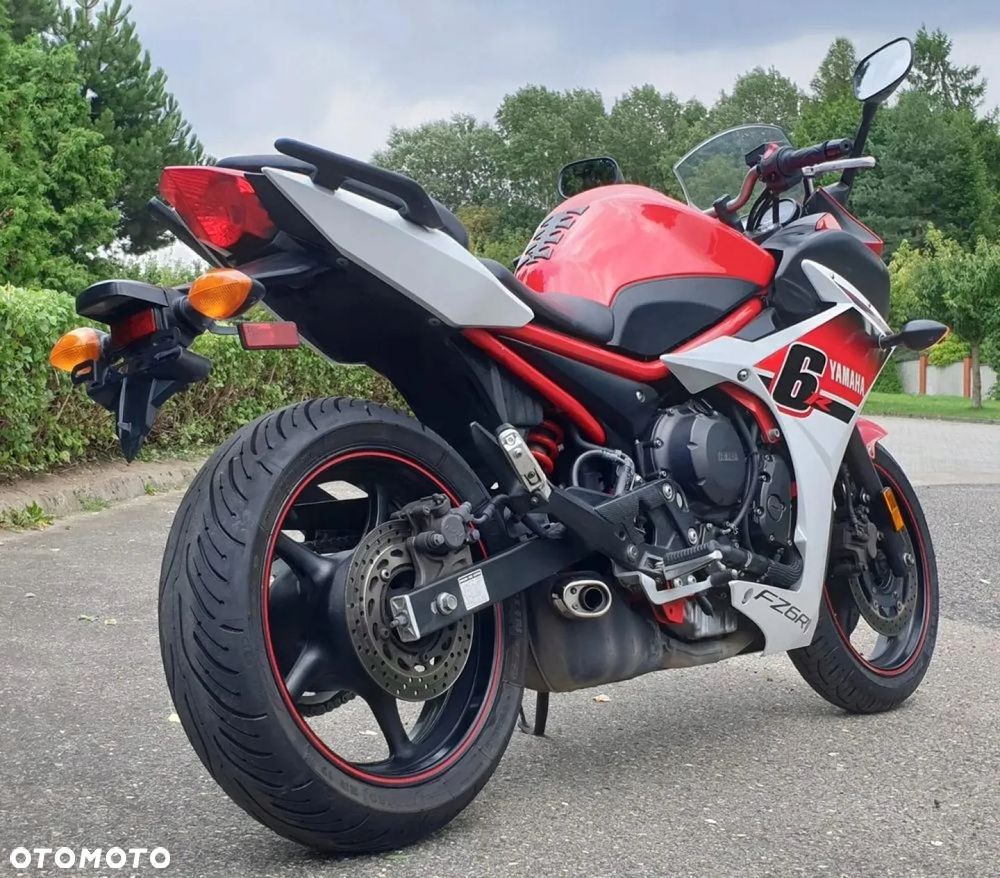 Yamaha XJ - 4