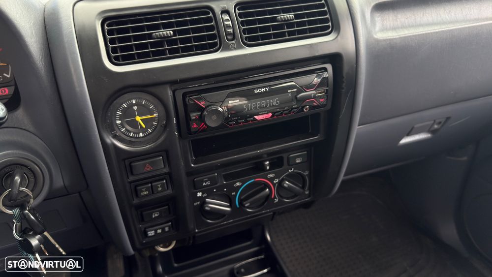 Toyota Land Cruiser 3.0 TD Pack 2 - 18