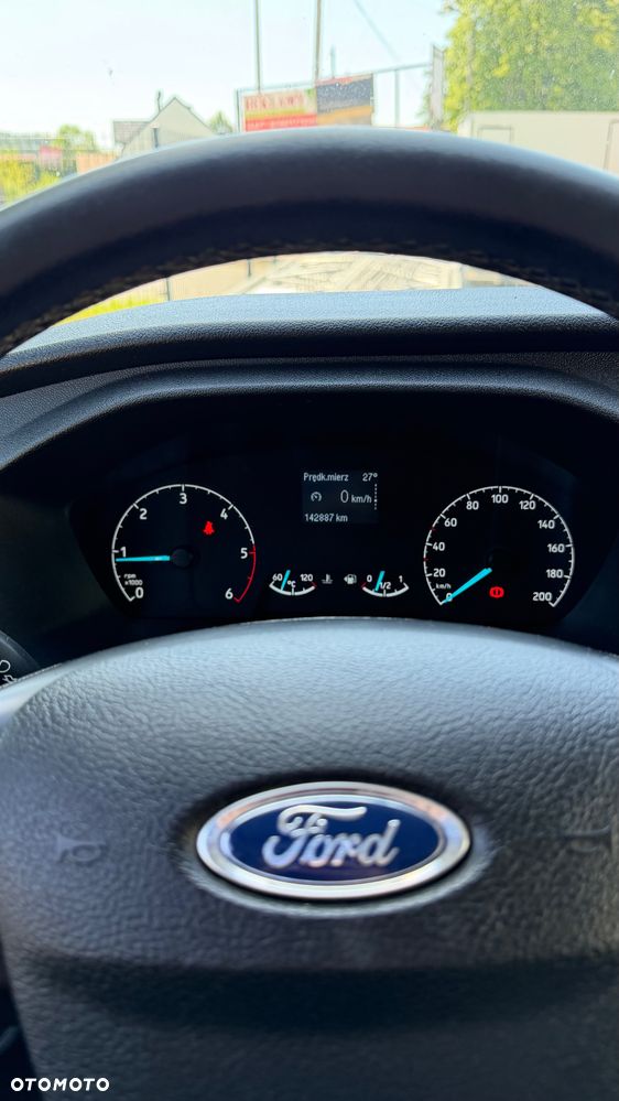 Ford Transit - 32